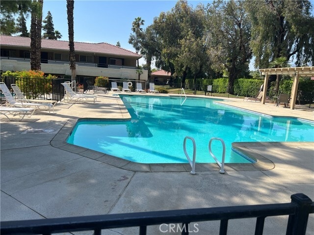Building Photo - 2860 N Los Felices Rd