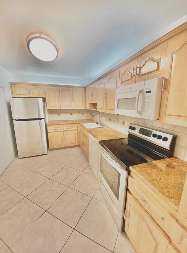 Building Photo - 500 Three Islands Blvd