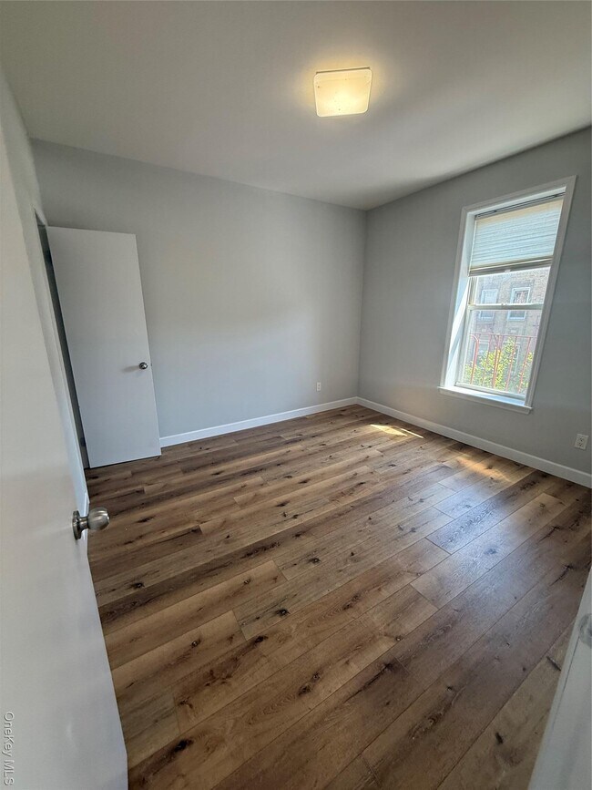 Building Photo - 66-76 Fresh Pond Rd