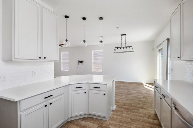 Building Photo - 8909 Winter Haven Rd