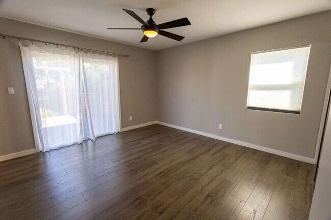 Building Photo - 4513 E Cervato St