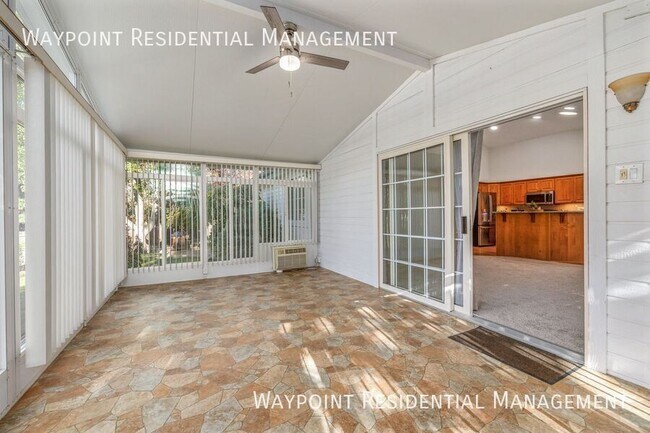 Building Photo - 4917 N Contour Way