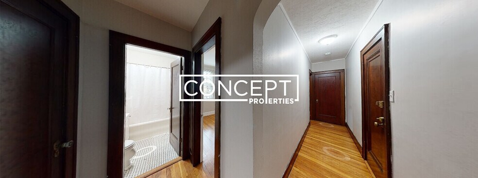 Building Photo - 119 College Ave