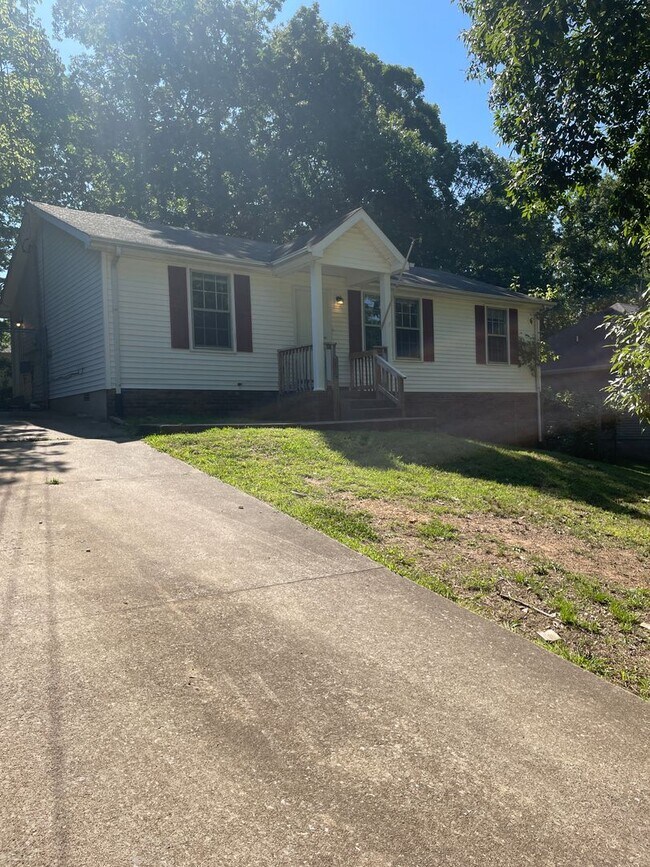 Primary Photo - 529 Aspen Dr