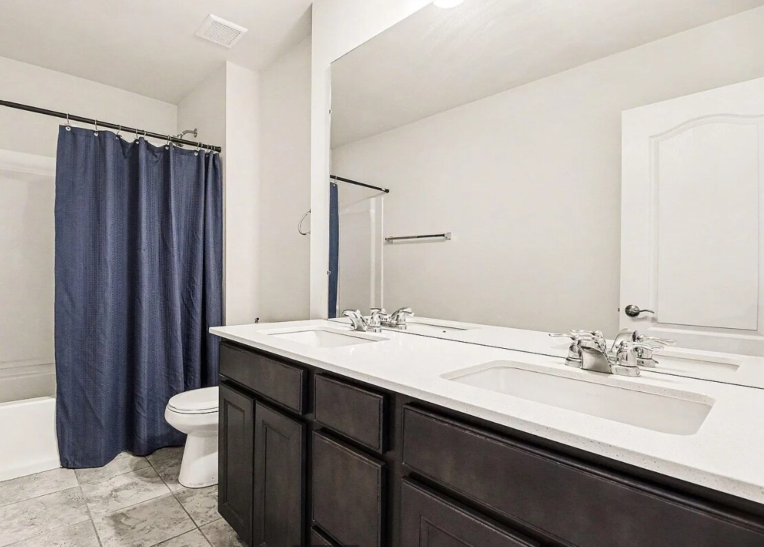 Building Photo - 49772 Shoreline Dr