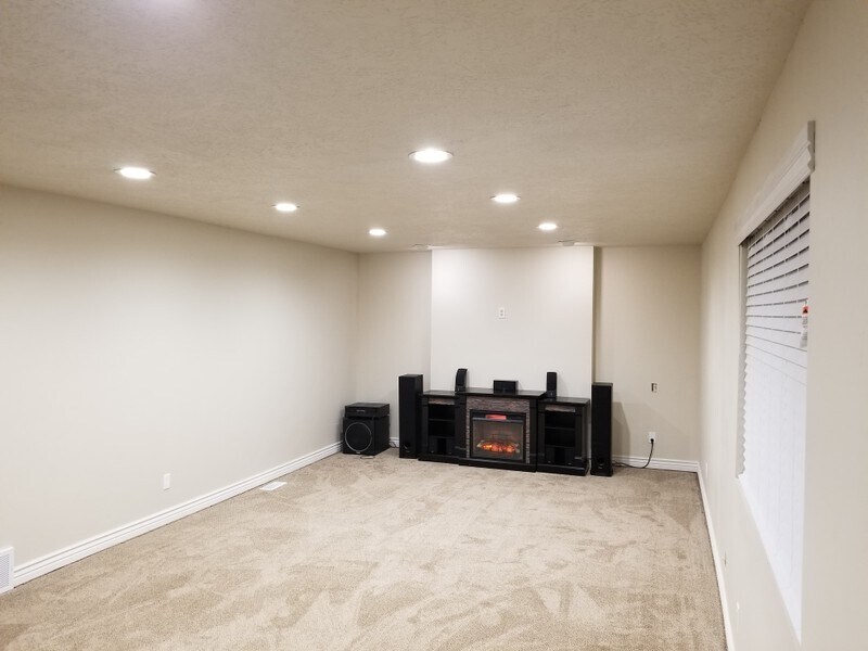 Building Photo - 1289 Michaelsen Way