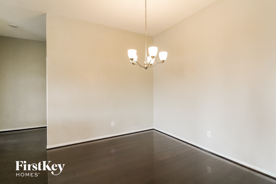 Building Photo - 4410 Brenta Mountain Ln