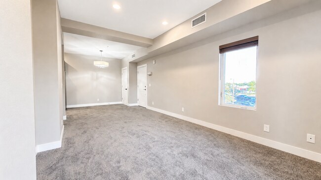 Building Photo - 1401 W 85th Ave