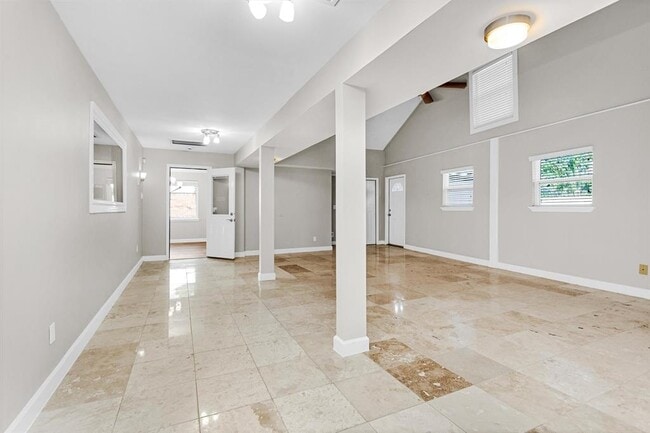 Building Photo - 9723 Moorberry Ln