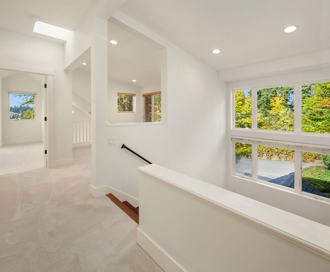 Building Photo - 4bd/3.5ba Kirkland House