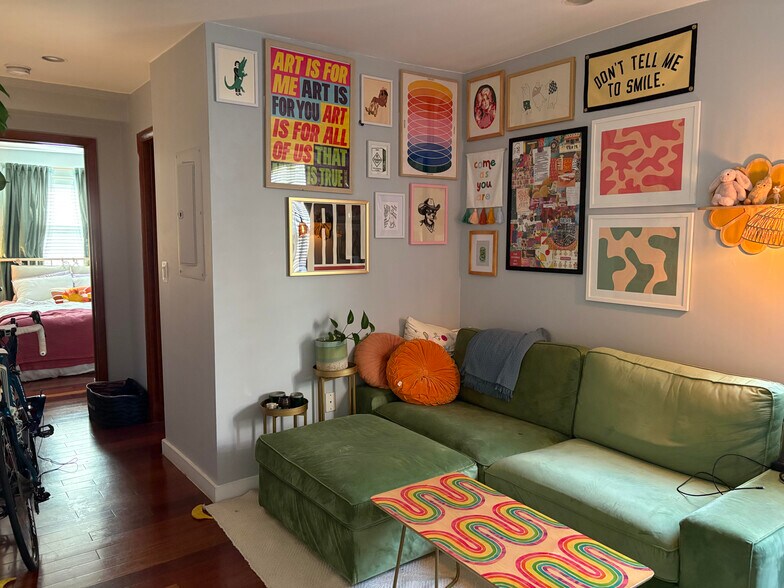 Primary Photo - 1512 Marion St NW
