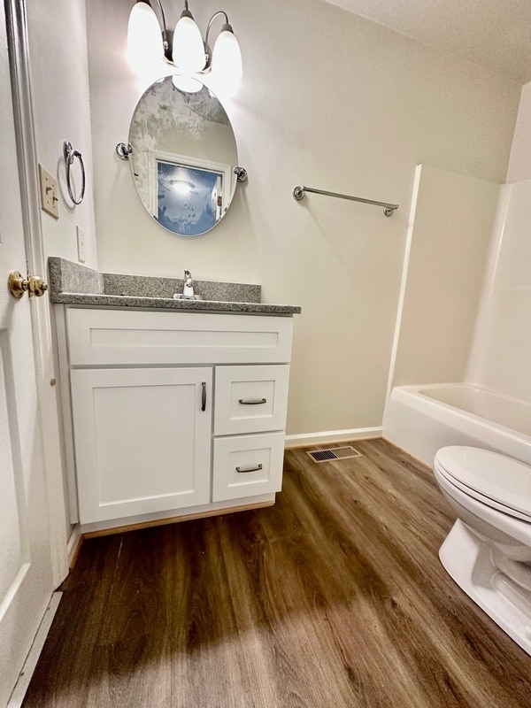 Building Photo - 1552 Terrace Rd SW