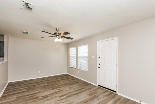 Building Photo - 9104 Old Clydesdale Dr