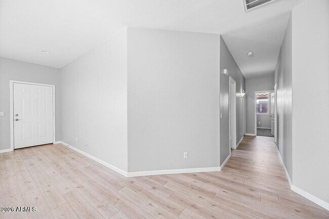 Building Photo - 9231 W Salter Dr