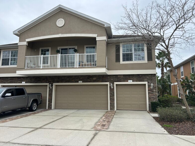 This gorgeous townhome also comes fully furnished, so you can move right in without lifting a finger - 7001 Interbay Blvd