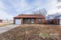 Building Photo - 2 weeks FREE RENT! Cute 3 bedroom house near shopping, restaurants, and WSU