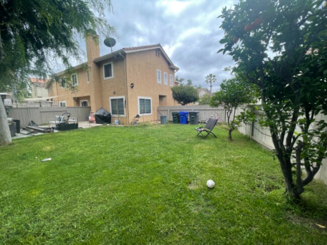 Building Photo - 402 Ferrara Way