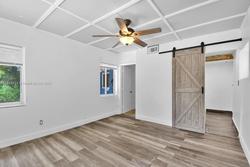 Building Photo - 1328 N Andrews Ave