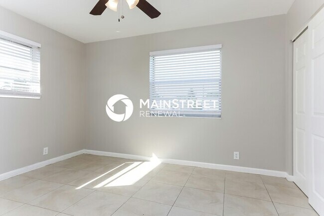 Building Photo - 3 Bedroom Pet-Friendly Home in Lauderhill, FL with Main Street Renewal
