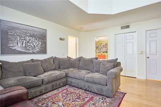 Building Photo - 11244 Sierra Pass Pl