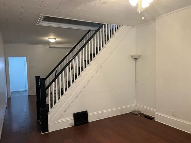 Building Photo - 538 Kohn St