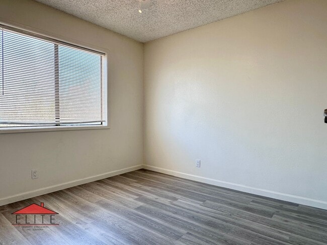 Building Photo - 1300 N El Prado St