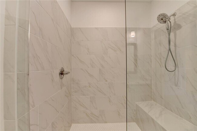 Building Photo - 5428 Howington Ct