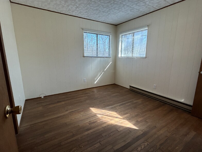 Building Photo - 802 Placer Ct