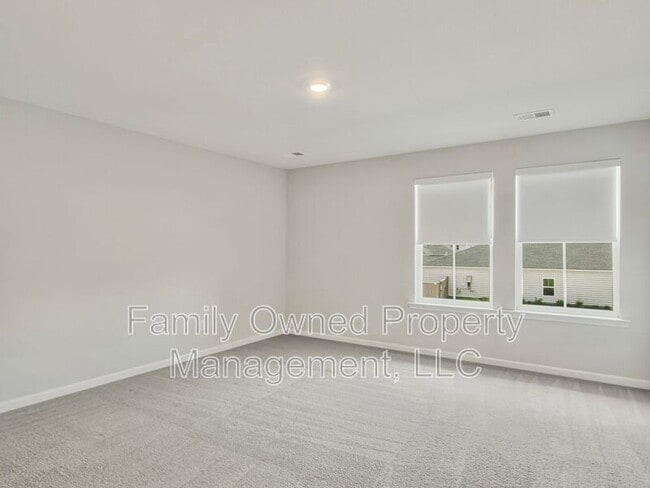 Building Photo - 175 Camellia Bloom Dr