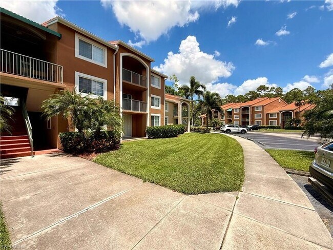 Building Photo - 1265 Wildwood Lakes Blvd