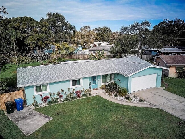 Building Photo - 13589 Croft Dr S