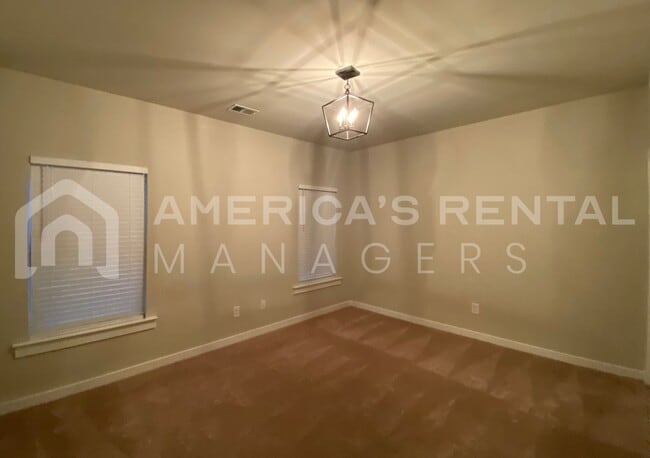 Building Photo - Home for Rent in Clanton, AL!!! COMING SOON!