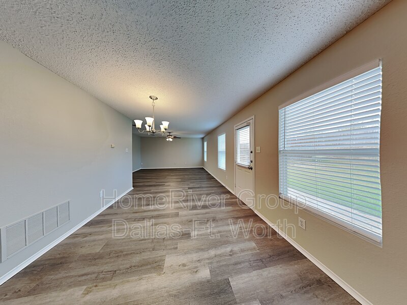 Building Photo - 5324 New Castleton Ln