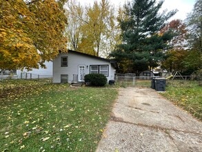 Building Photo - 4211 Beechmount Ave