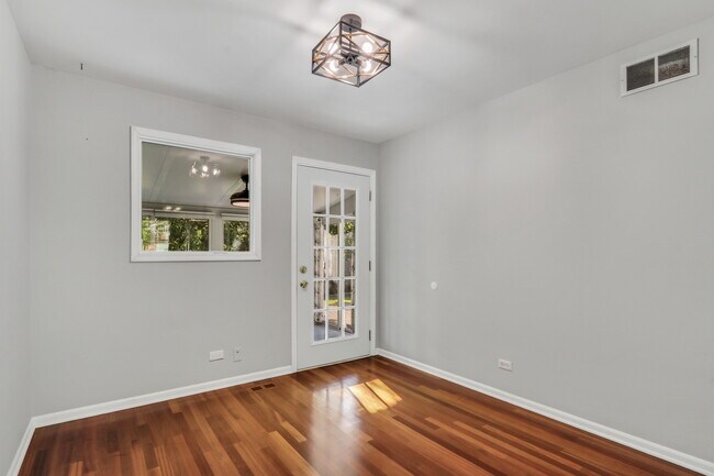 Building Photo - 1282 Berkshire Ln
