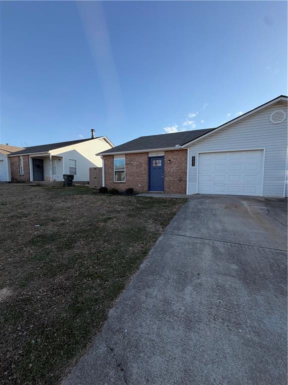 Building Photo - 4393 W Thrasher Dr