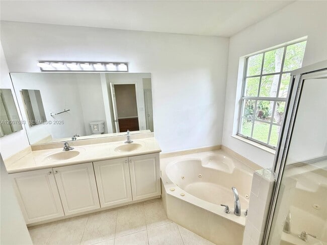 Building Photo - 2674 SW 84th Terrace