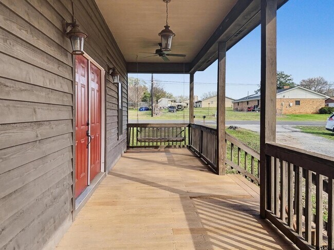 Building Photo - 12220 County Rd 1139