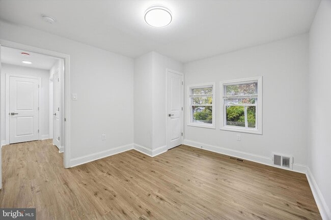 Building Photo - 229 New Jersey Ave