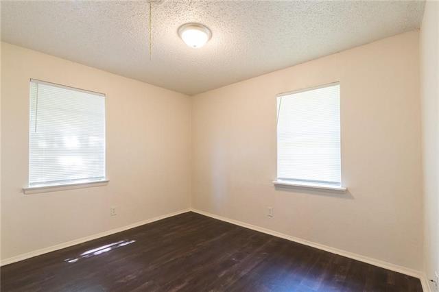 Building Photo - 2045 Avis Cir