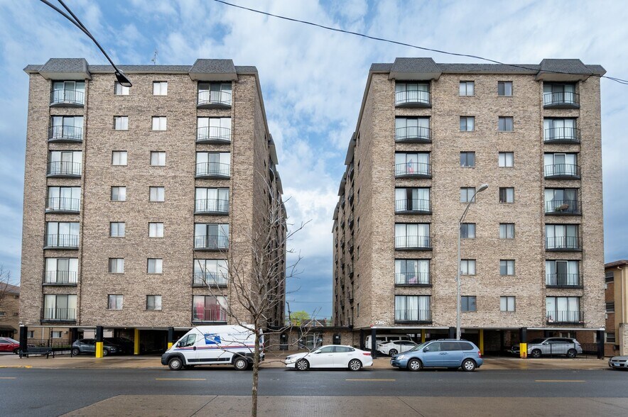 Building Photo - 2300 N Harlem Ave