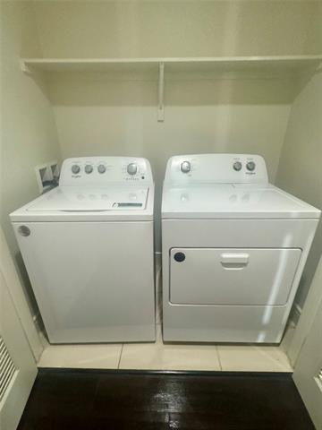 Building Photo - 4265 Bourbon St