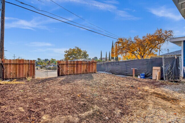 Building Photo - 199 Bart Ave