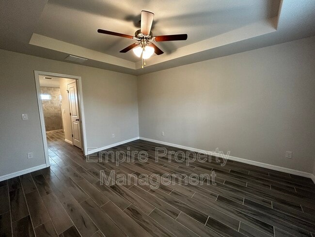 Building Photo - 208 NW 30th St