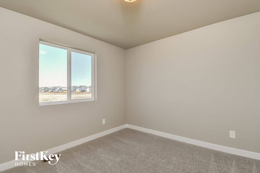 Building Photo - 10718 Luneth Dr