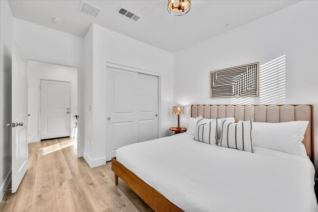 Building Photo - 83796 Moreno St