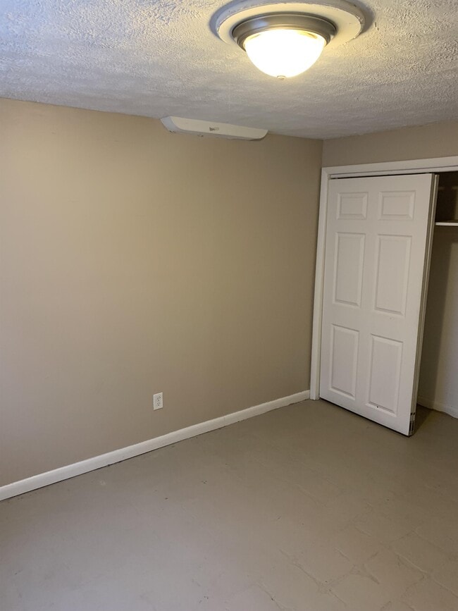 Building Photo - 4239 Redick Ave