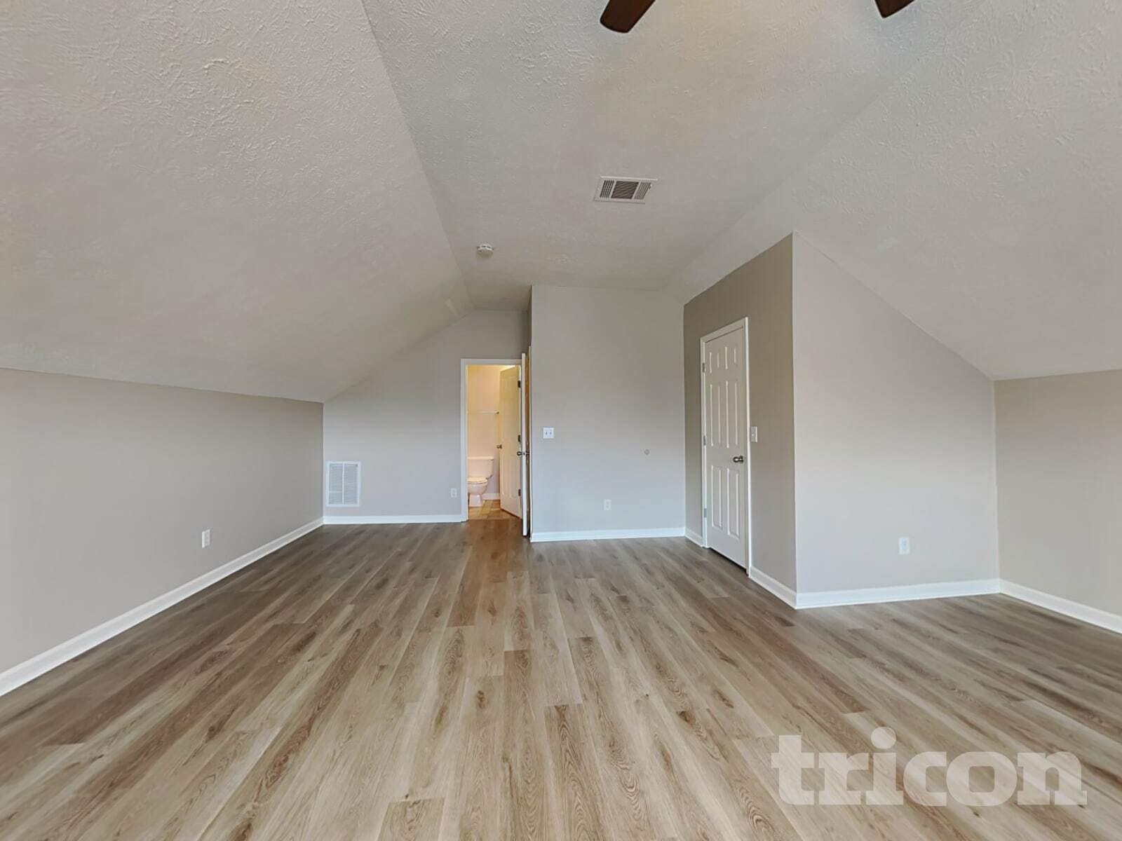 Building Photo - 1811 Packard Ct