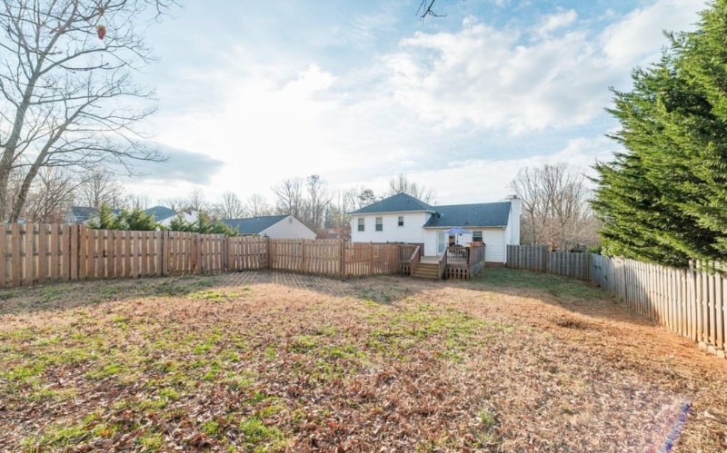 Building Photo - 2271 Sunburst Rd