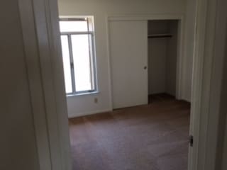 Building Photo - spen443